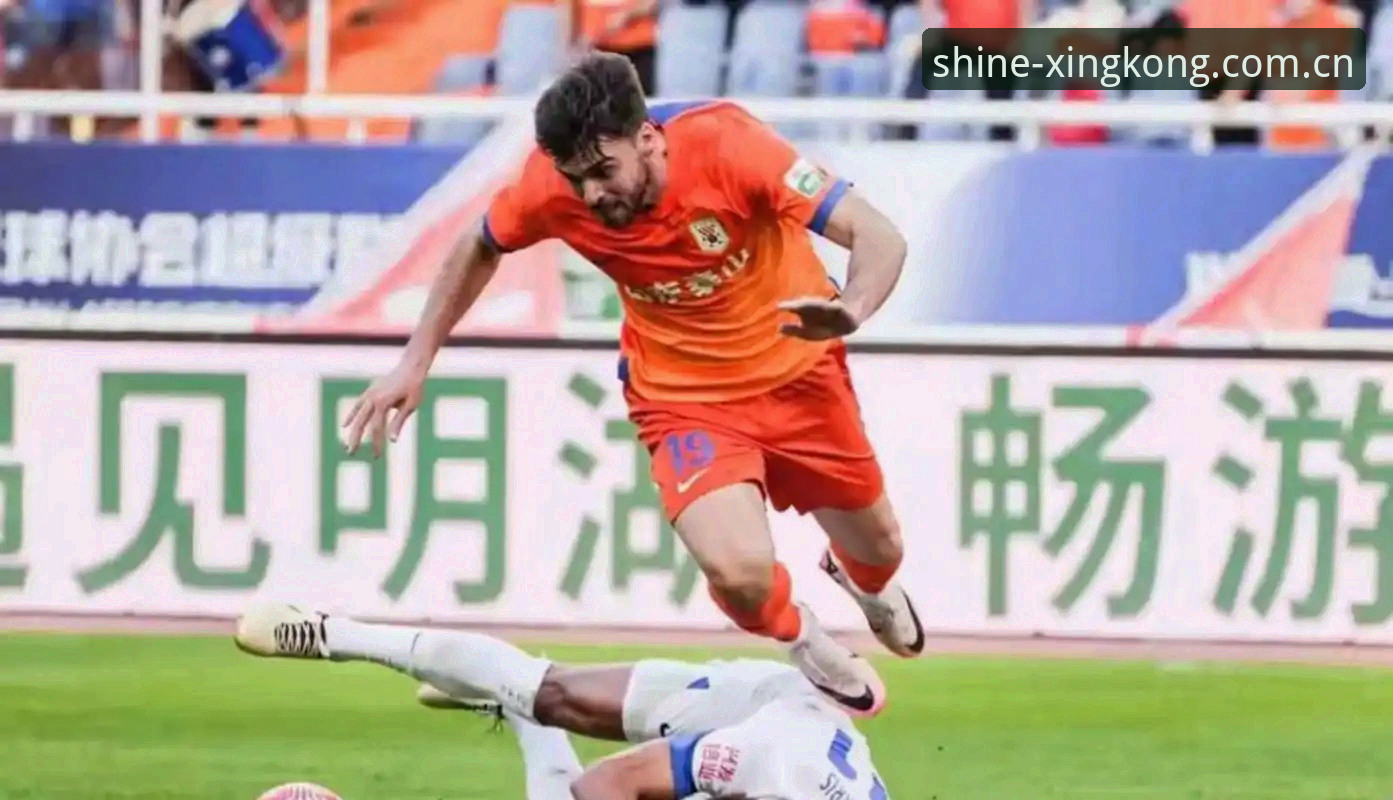XINGKONG中国首页 辽宁铁人夏窗3个调整信号:外援下,拉练去,战术变